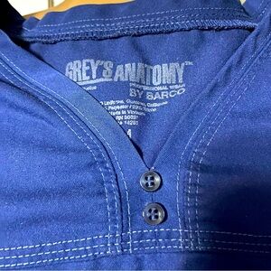 Women’s Grays Anatomy Active Medium Navy Blue medical scrub shirt and pants